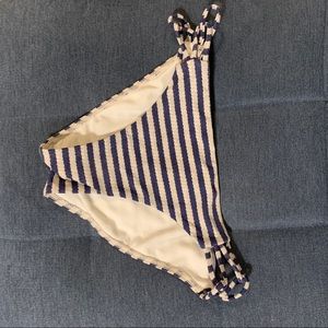 billabong bikini bottoms!